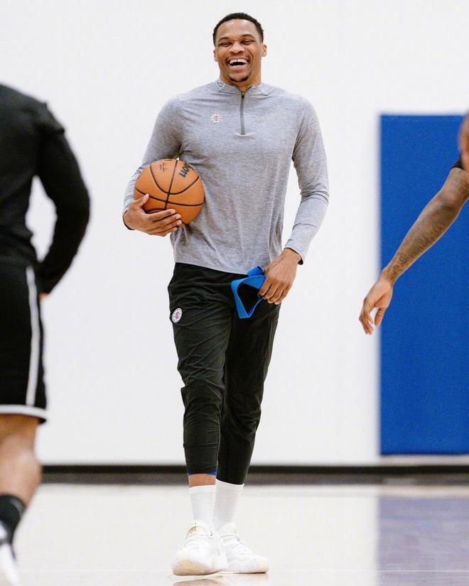 前景招式与 前景招式与