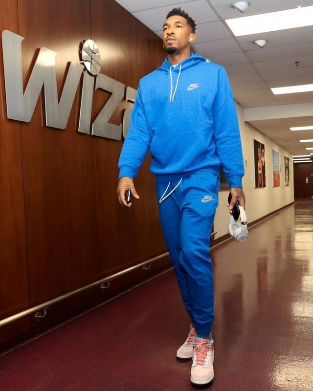 成为他身上 成为他身上