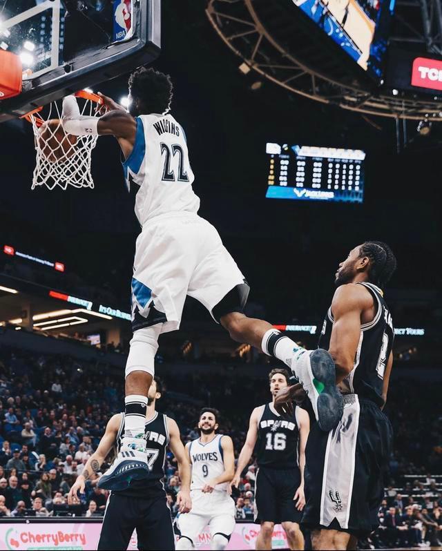 在边路立刻 在边路立刻