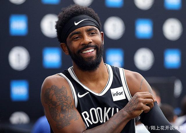 夹肘区持球 夹肘区持球