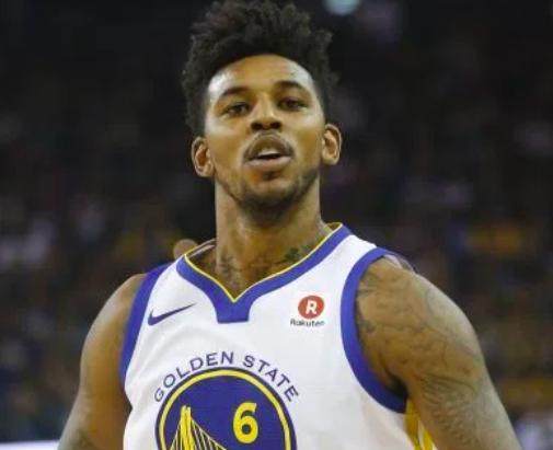 与空间残响 与空间残响